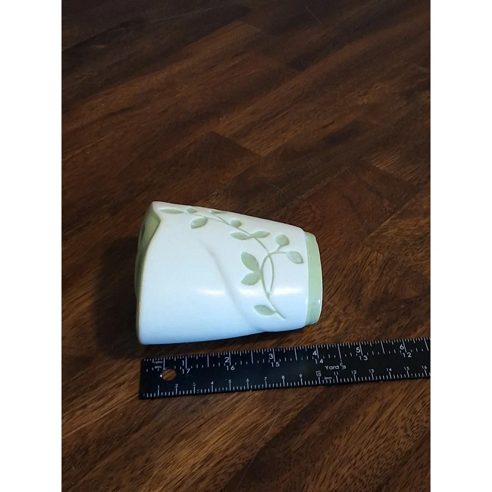 Bed Bath & Beyond Spring Lake Ceramic Bathroom Set Sage Green Leaf 3 Piece